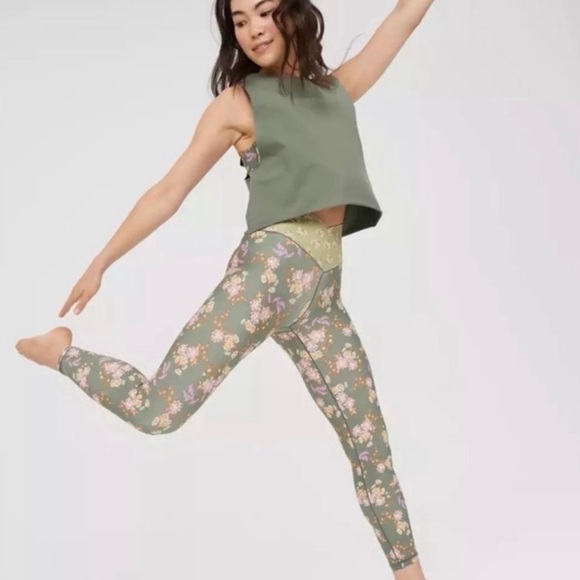 aerie offline hi-rise crossover 7/8 leggings size L short - Picture 3 of 11